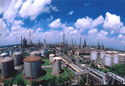 �y���n��SK�cӢ��BP ��ʯ��70�|���쟒��һ�w���Ŀ